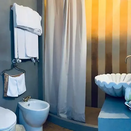 Il Salotto Di Maria Pia Bed & Breakfast 3*